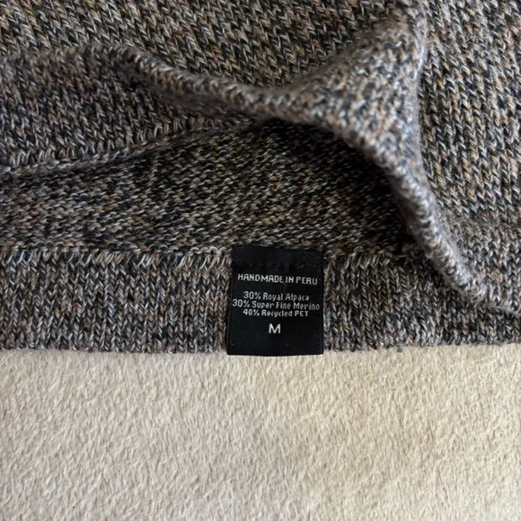 Paka the vida hoodie size medium Royal Alpaca - Picture 4 of 5